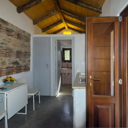 The Pigeon House * Ποταμός